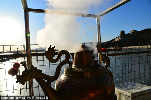 老北京大碗茶热气腾腾首现颐和园