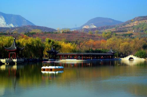 北京丘陵型自然风景区——丰台区北宫国家森林公园