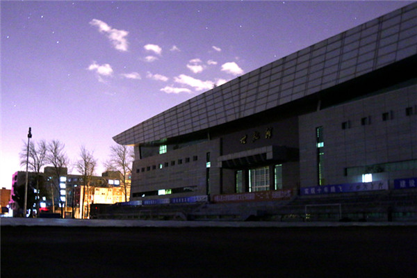 中国人民大学夜景