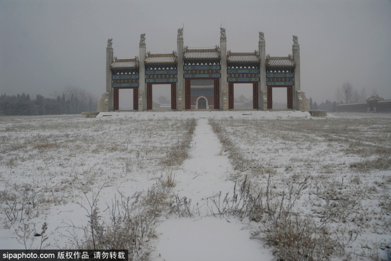 清东陵雪景迷人