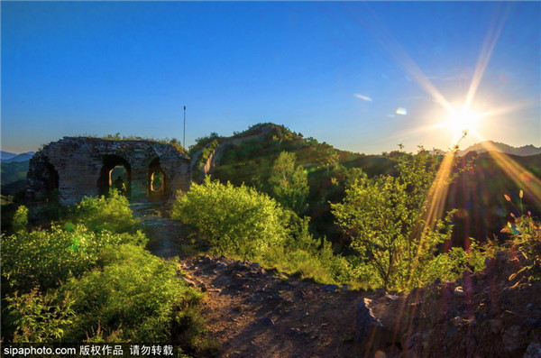 夏末的古北口蟠龙山长城