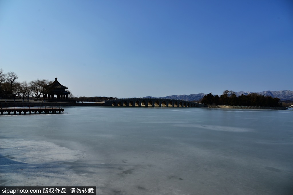 雪霁天晴狂风骤起 西山晴雪如诗如画