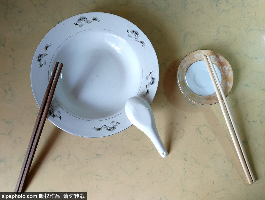 公筷公勺，用餐有礼——梨洲二幼“筷”乐行动_文明