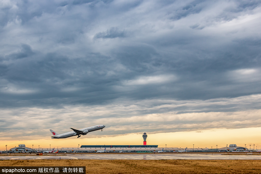 雨后北京首都国际机场