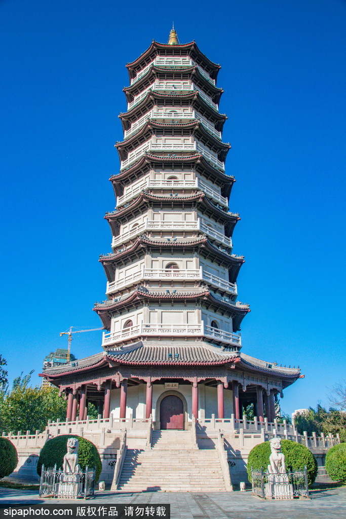 天津北宁公园的“致远塔”