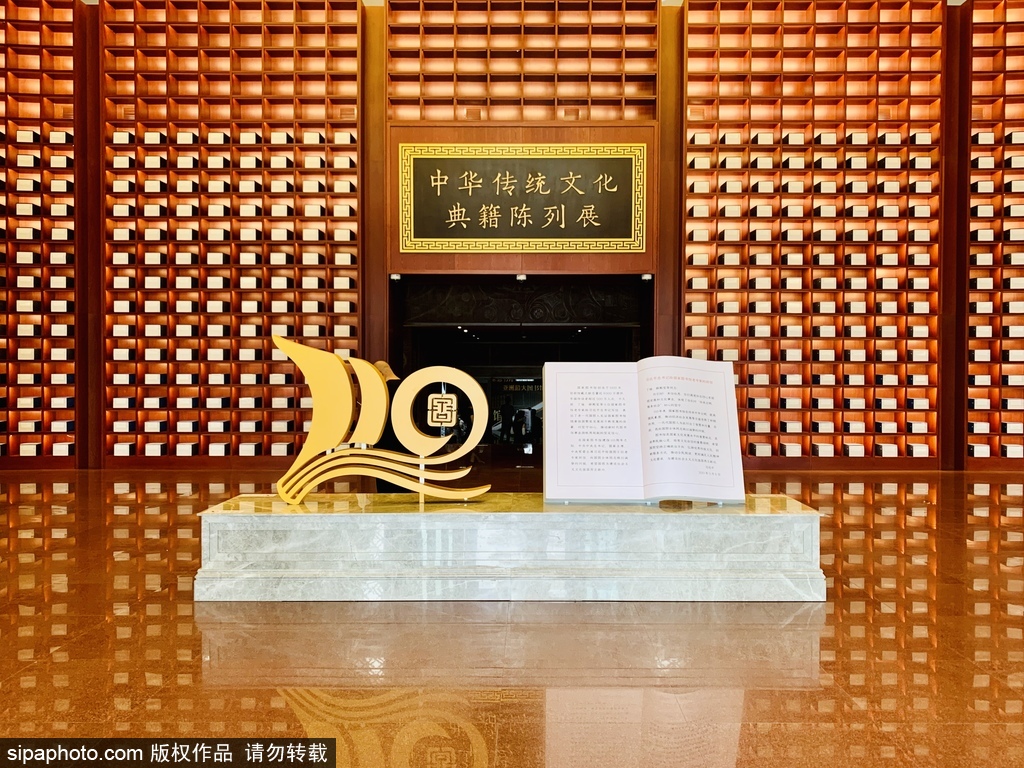 【携程攻略】北京中国国家博物馆景点,中国国家博物馆位于天安门广场东侧，与人民大会堂相对称，是中国最大…