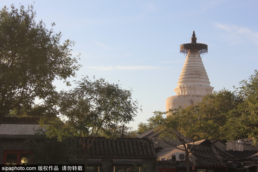 白塔下的市井生活：曾是北京“五大庙会”之一