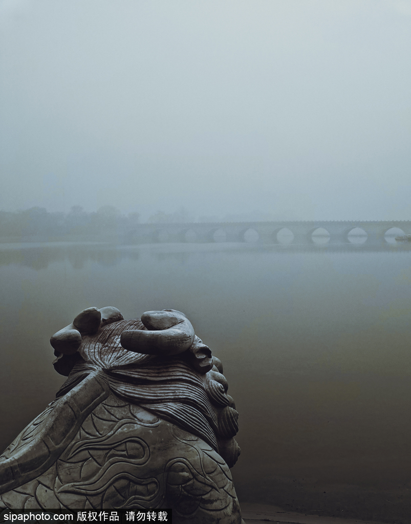 迷雾中的卢沟桥景区