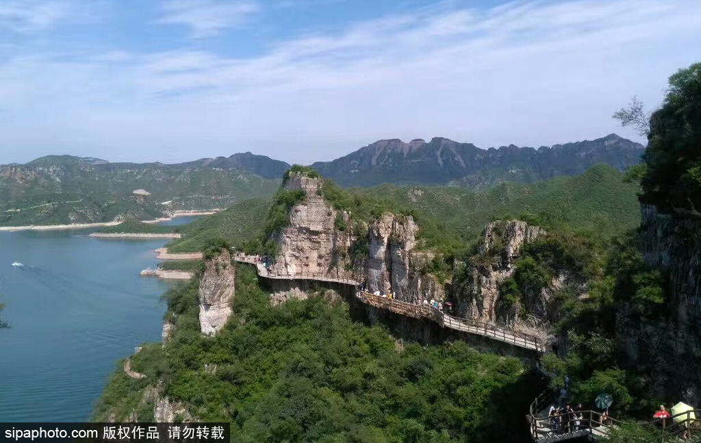 山水画卷图——易水湖：北方“小桂林”