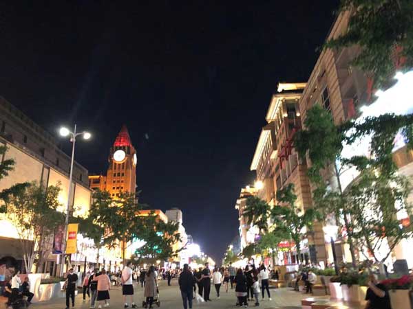 夜游王府井