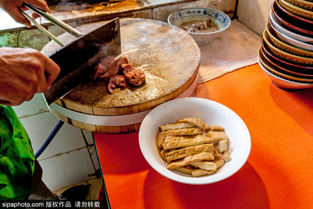 北京百年卤煮火烧：门框卤煮