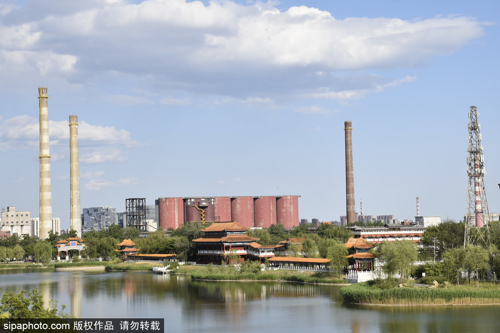 从工业园区到冬奥会场馆，百年首钢园展示工业遗存风景