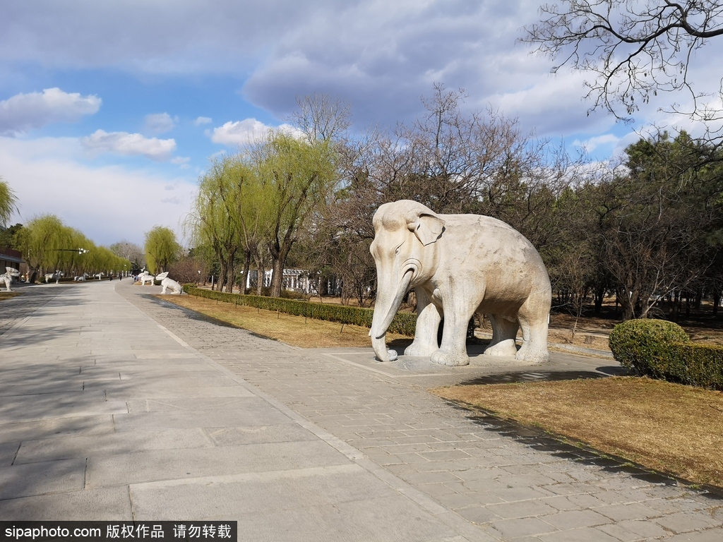 京郊世界文化遗产：明十三陵神道