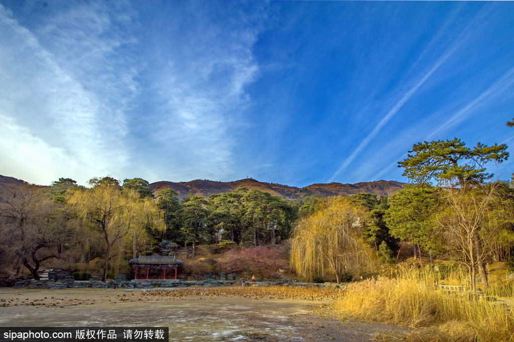 带水屏山意境悠远，香山公园静翠湖静谧动人