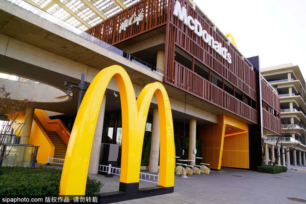 边吃汉堡边骑车！走进麦当劳亚洲第一家“零碳餐厅”