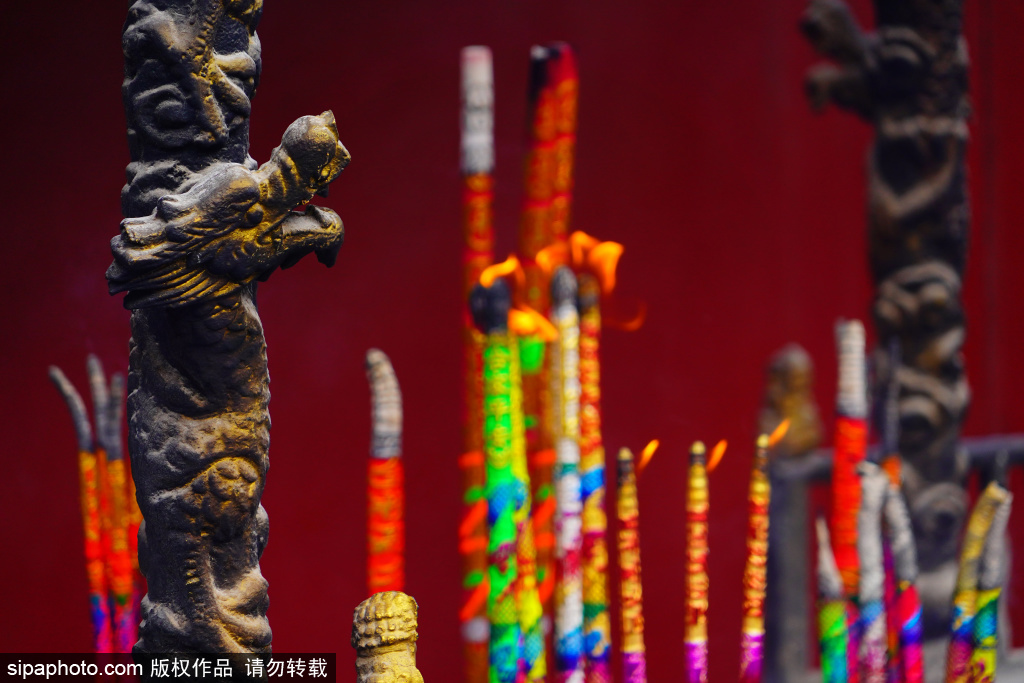 正月初二祭财神！北京什刹海火神庙香火旺