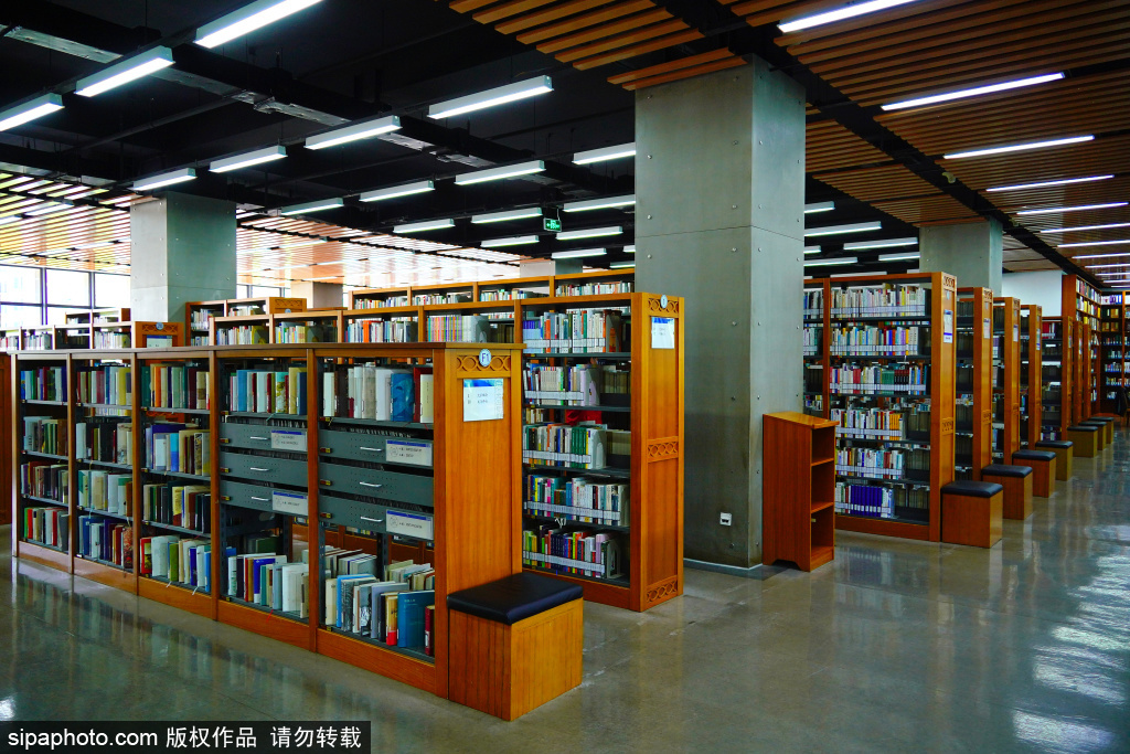 走进110岁的首都图书馆，被誉为北京“精神粮仓”