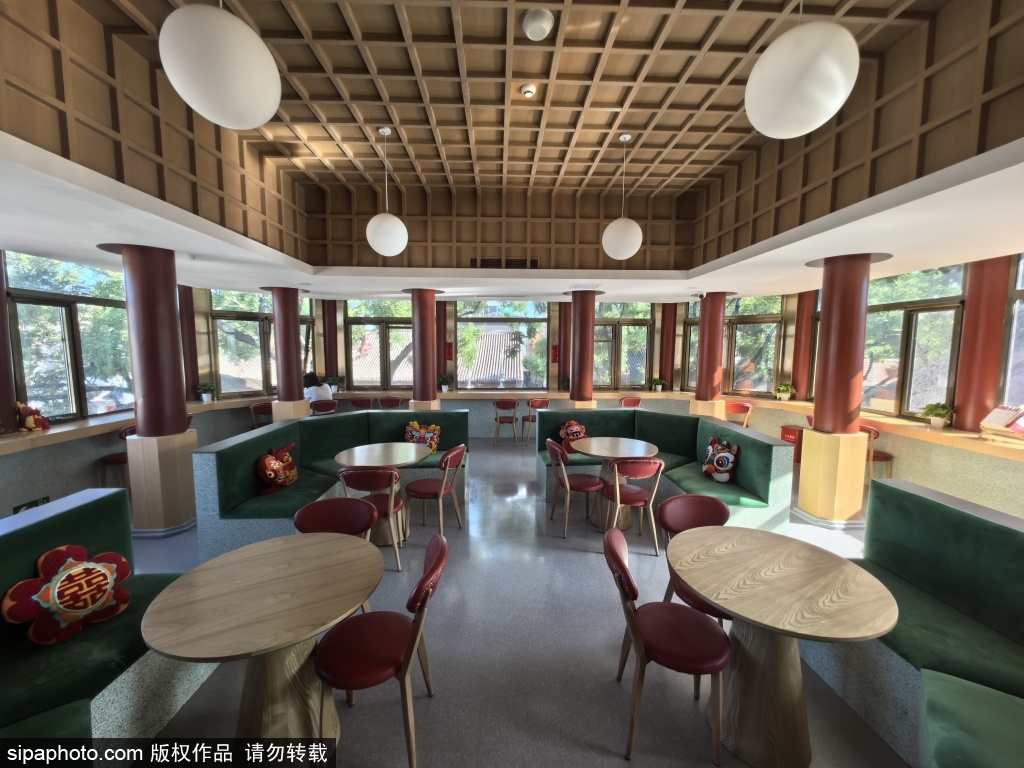 卢沟桥宛平城人民咖啡馆，融入传统文化受热捧