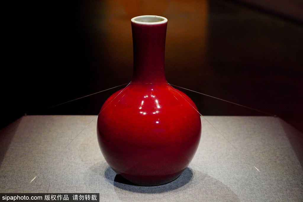 欣赏故宫博物院藏颜色釉瓷器的神韵风骨