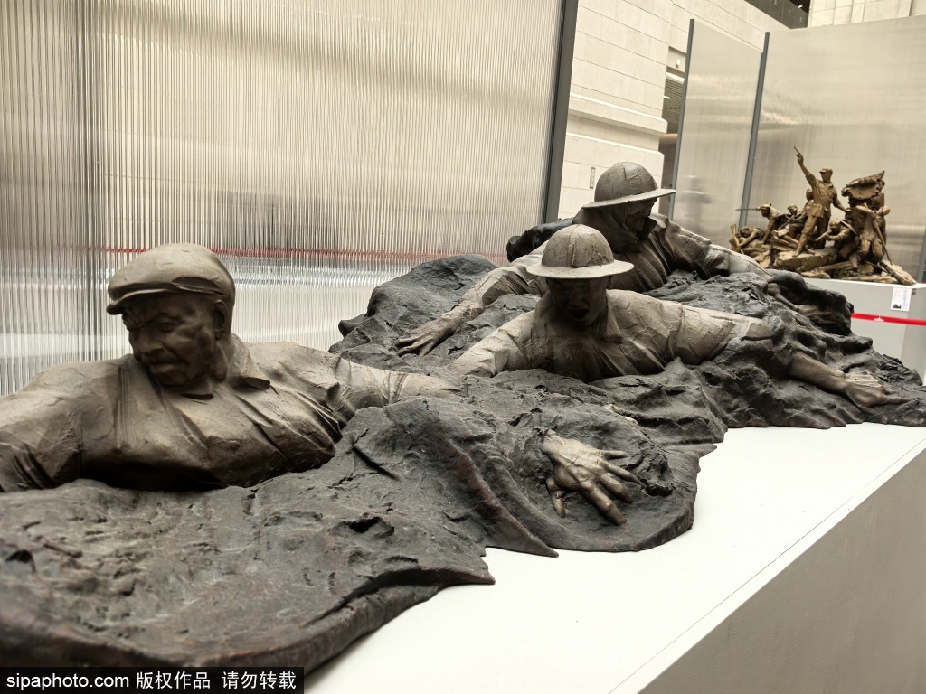 中国当代大型主题雕塑创作手稿巡展亮相