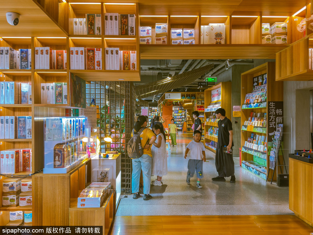 北京中轴线书店PAGEONE：书香美景两相宜