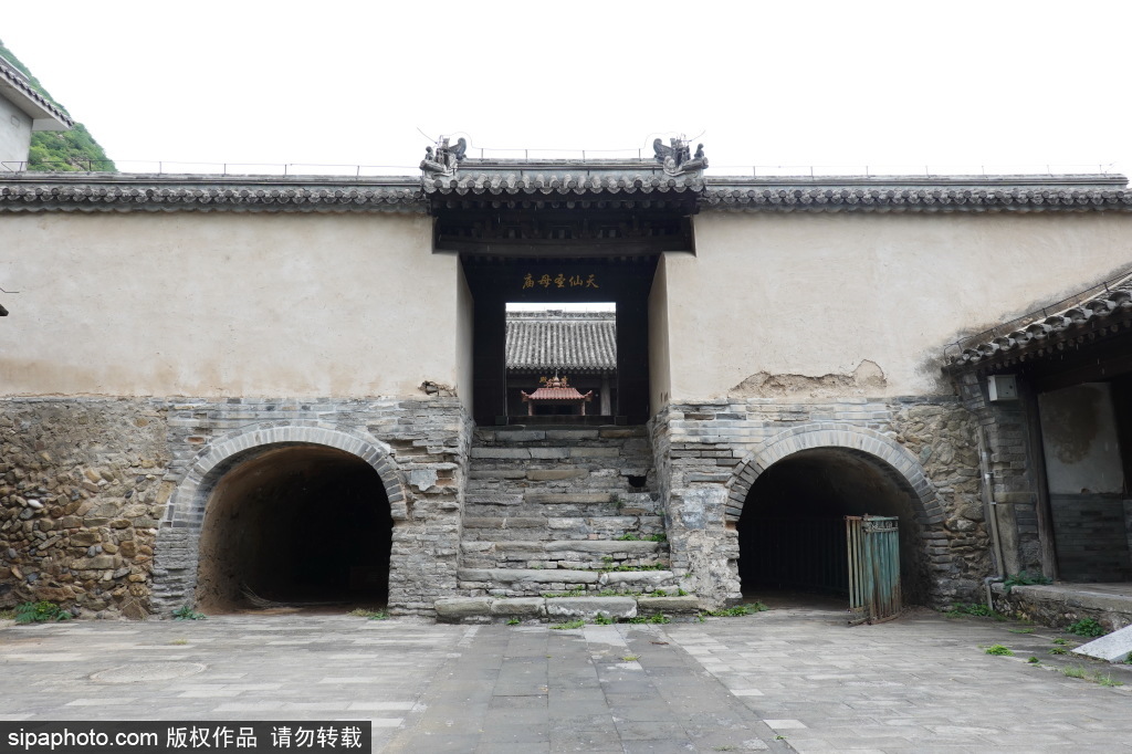 灵水举人村