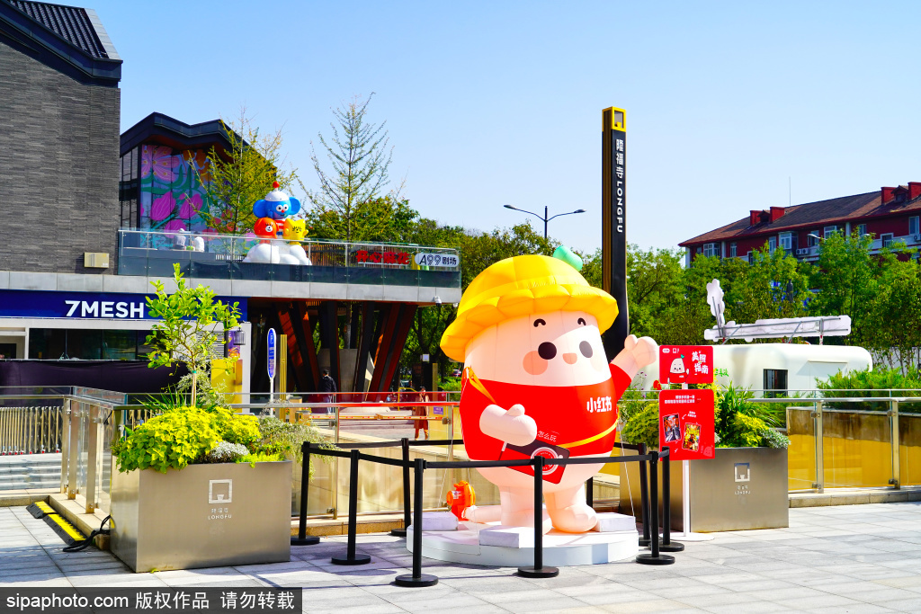 600年历史的老城地标，隆福寺变身复古+时尚艺术街区