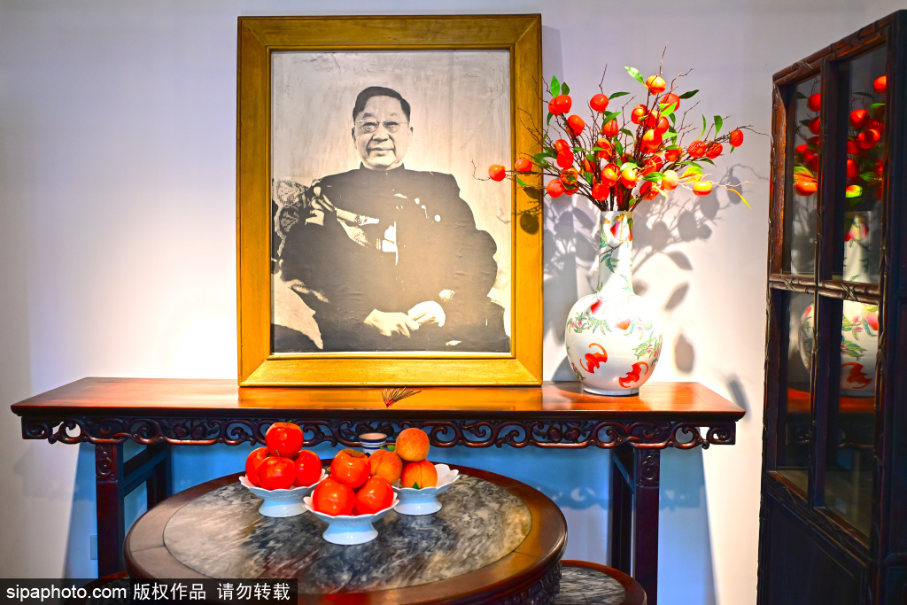老舍纪念馆迎赏柿高峰，“丹柿小院”人气爆棚