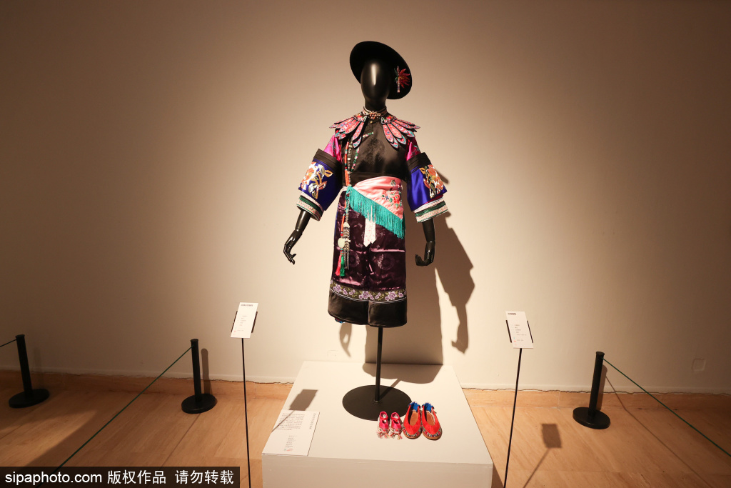 “文艺赋美乡村与当代民间手工艺”展览举行