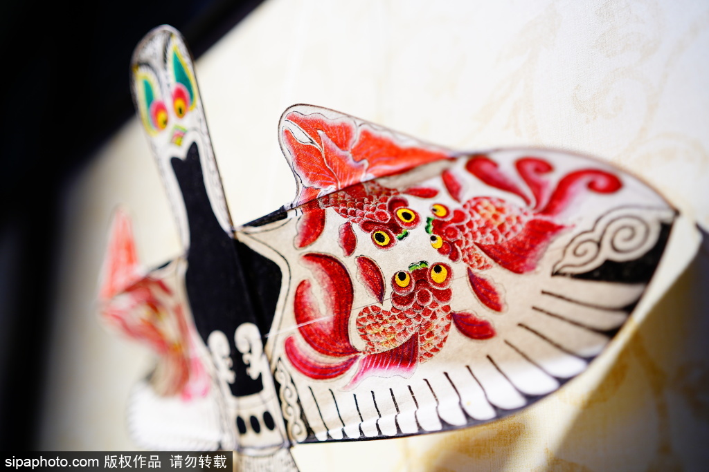 角楼图书馆“时令成纹绘纸鸢——二十四节气扎燕风筝展”