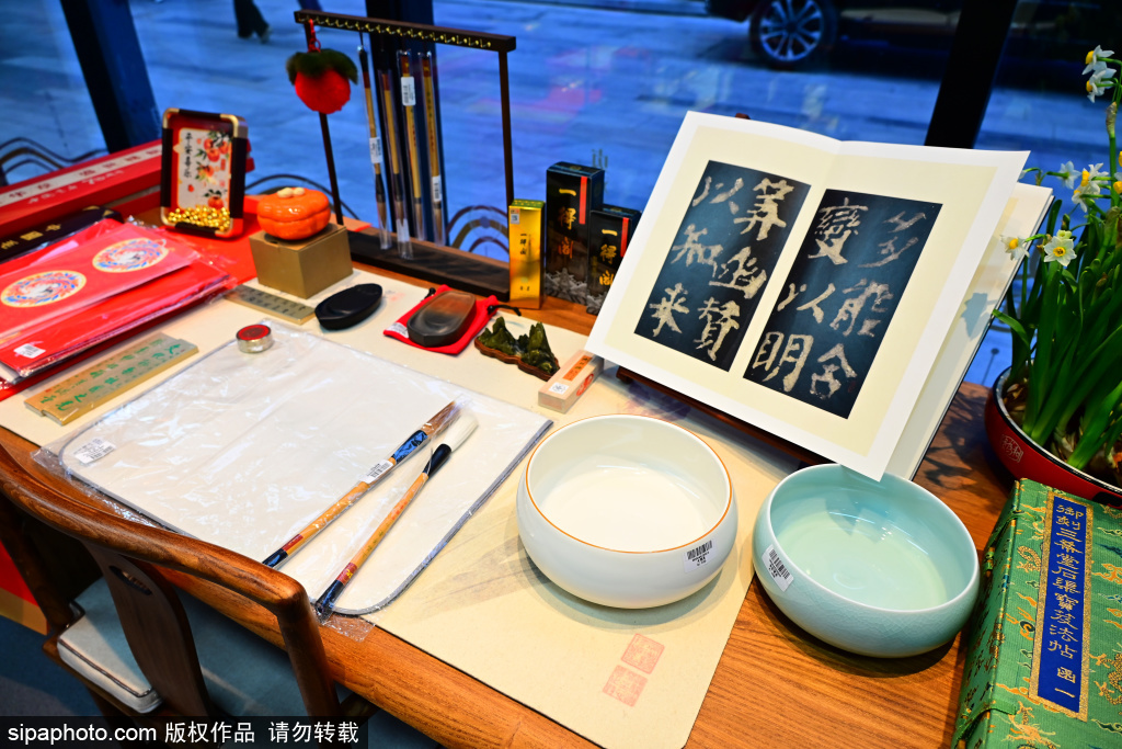 中国书店隆福寺店：让传统文化融入日常生活