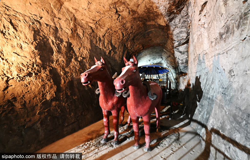 河北保定：满城汉墓内部