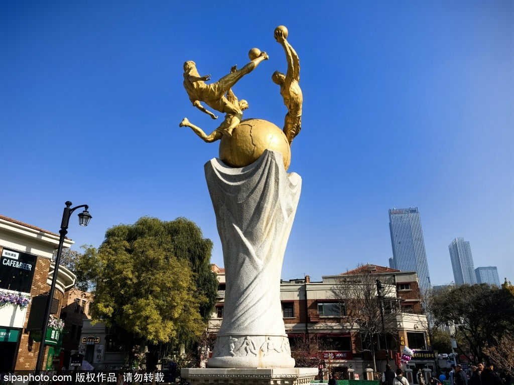 民园广场成五大道上的欧陆风情“城市会客厅”