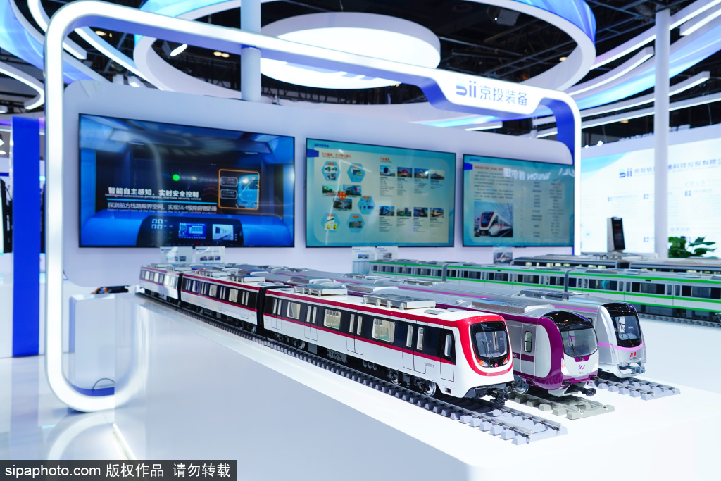 北京轨道交通技术装备科博会上展示发展成果