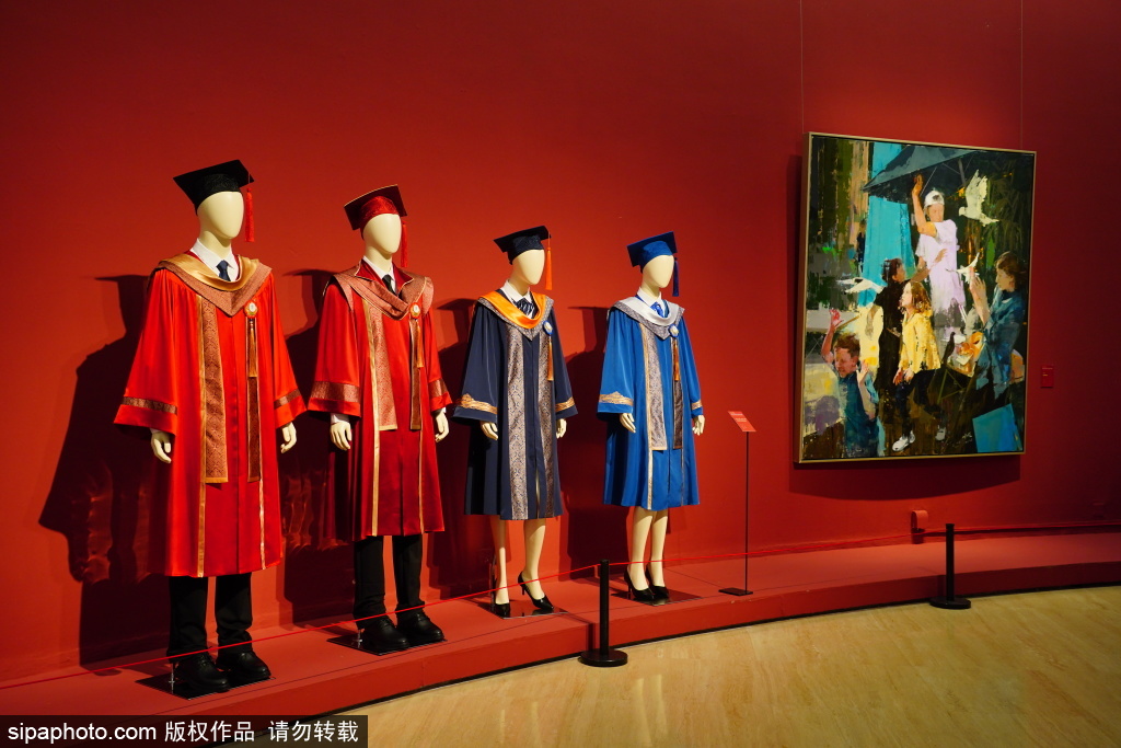 天津美术学院办学120周年文献展在中国美术馆展出