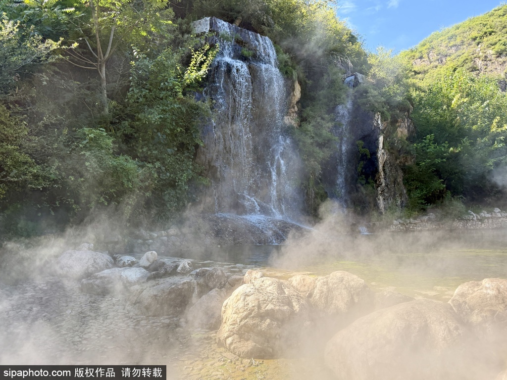 舞彩浅山仙境风光